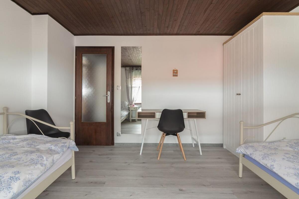 Family Apartment Nakiteya Ljubljana Bagian luar foto